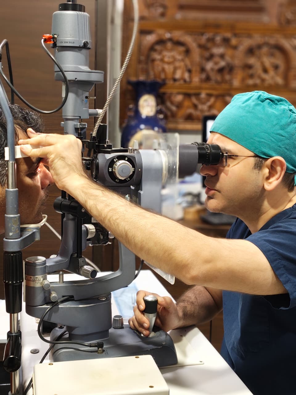 Dr. Jatin Ashar - Eye Specialist in Ghatkopar, cornea specialist in mumbai